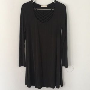Hazel & Olive Criss Cross Long Sleeve Dress